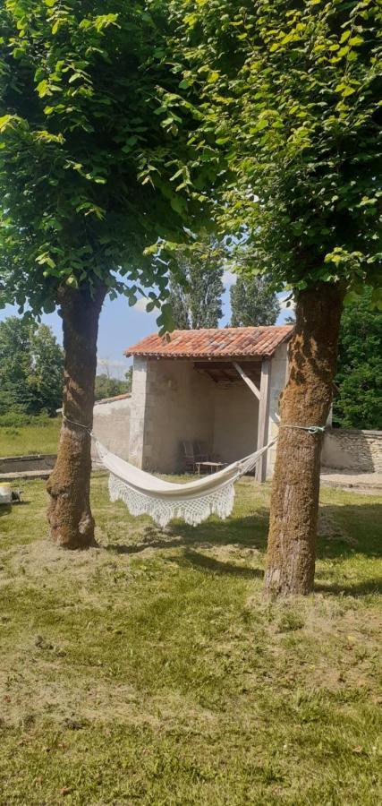 Maison Blanche Cherval Dış mekan fotoğraf