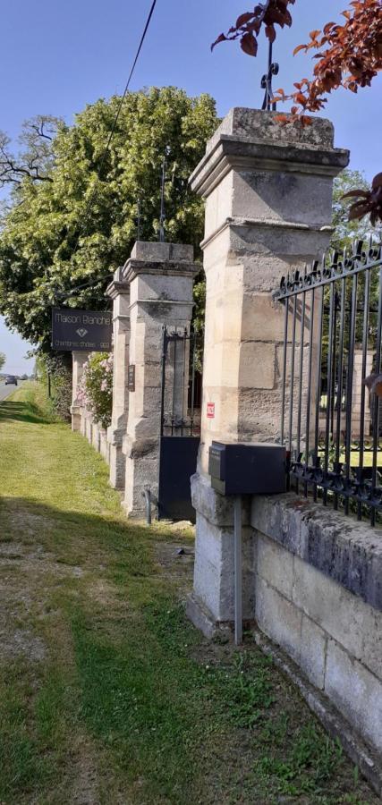 Maison Blanche Cherval Dış mekan fotoğraf